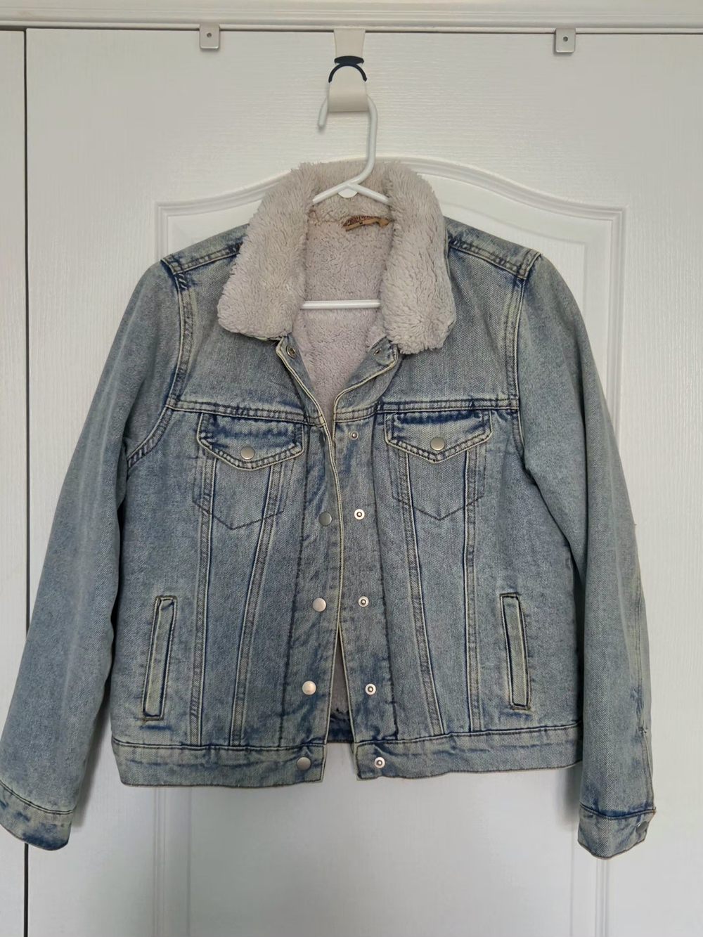 Highway Jeans Light Blue Denim Jacket with Cream Sherpa Collar